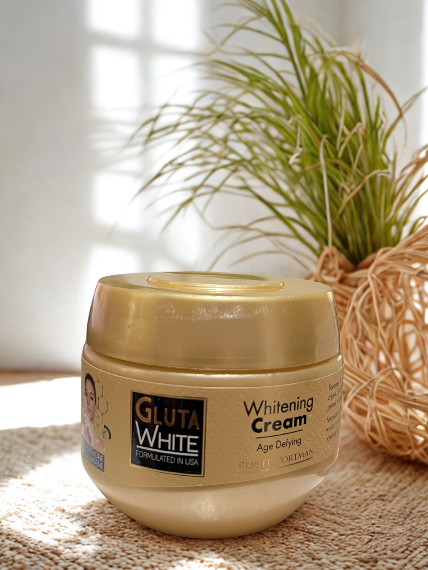Gluta White Whitening Cream 275ml – Age-Defying Brightening Formula with Glutathione & Collagen